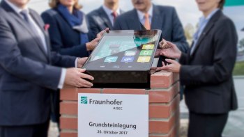 designmodellbau-fraunhofer-grundstein-schlagheck-design